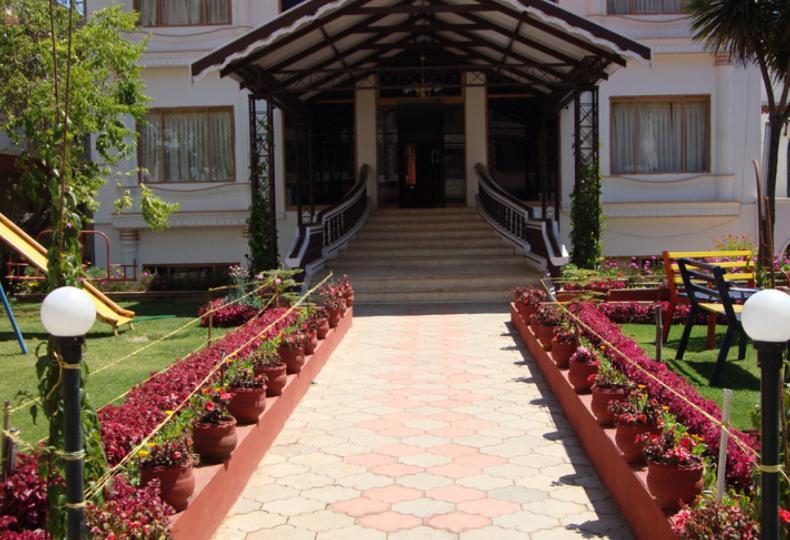 Hotel Sapphire Grand Ooty Eksteriør billede
